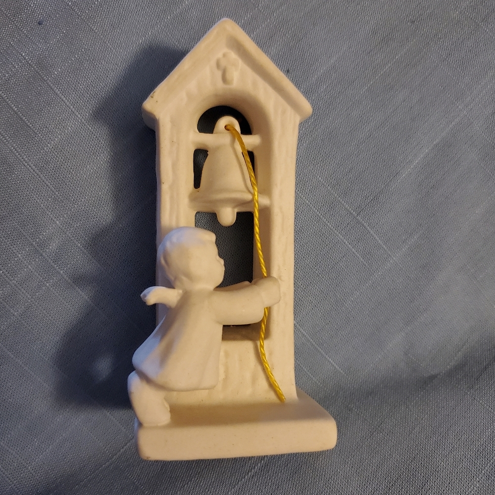 Vintage Goebel cherub bell ringer Spo48